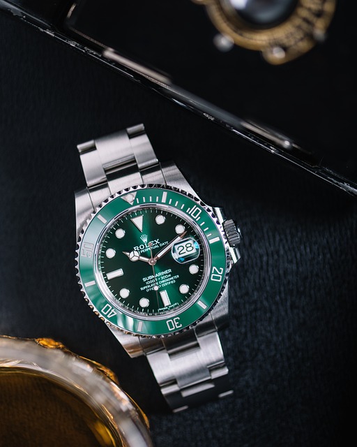 do rolex tick